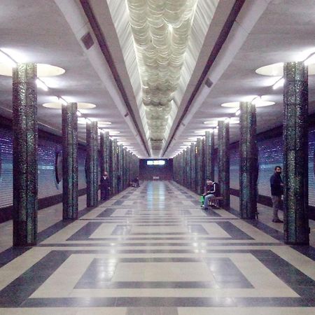Апартаменты У Парка Голубые Купола И Цум Apartments At Blue Dome Park Tasken Kültér fotó